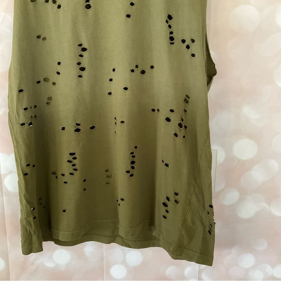 Hye Park & Lune Green Tank Top - Picture 3 of 6